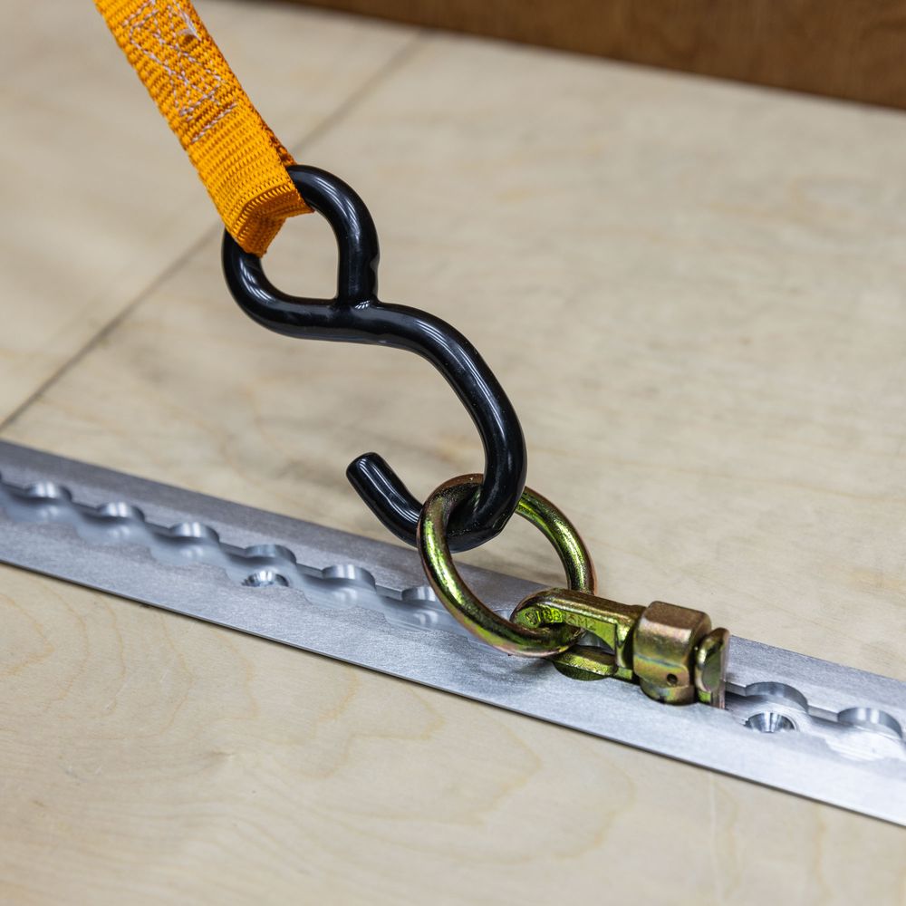 Race Ramps 1' Versatie Surface-Mounted Track with Wide Contour Edge (Series 3)